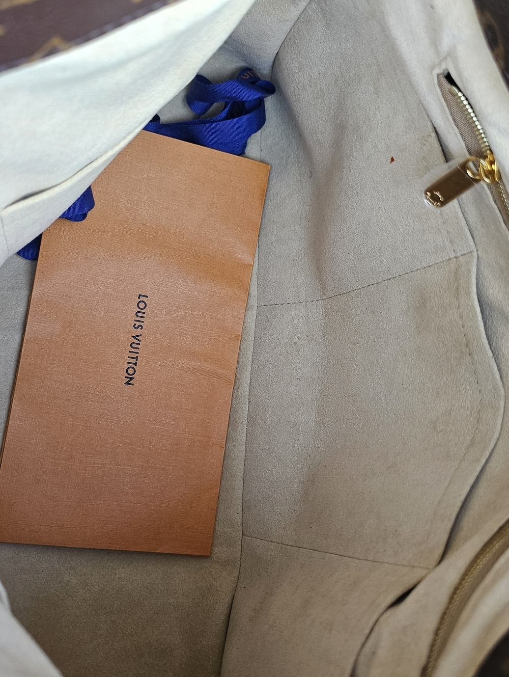 Louis Vuitton Artsy MM Monogram Canvas Top-Handle Tote - Picture 4 of 4